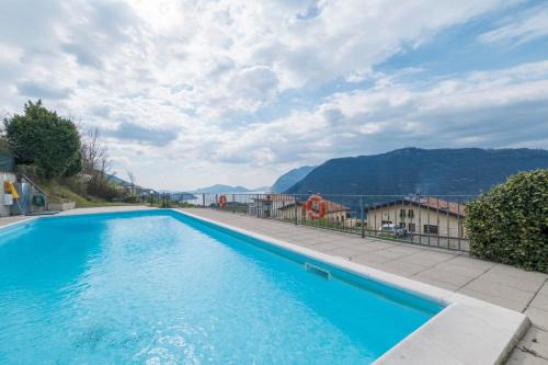 Sale Marasino Apartment | Pet Friendly Getaway at De Gasperi 14 with Pool Access