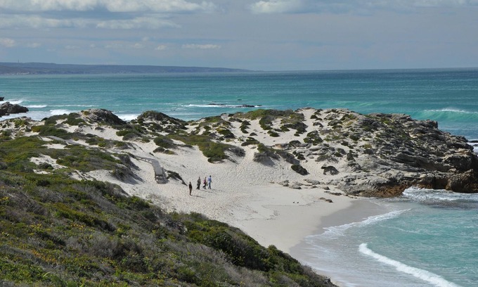 Bredasdorp House | Guest Rated 10/10: De Hoop Village Cottages with Kitchen