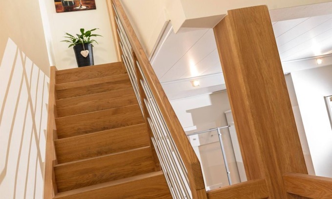 Ilbesheim Bed & Breakfast | Cozy Twin Room at Weingut Gästehaus Hechtmann