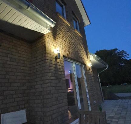 Klausdorf Apartment | Cozy Haus am Meer: Family-Friendly Retreat by the Sea