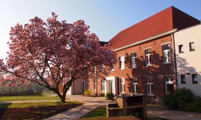 Everbeek House | Comfortable Stay at De Kleppe: Family-Friendly & Accessible