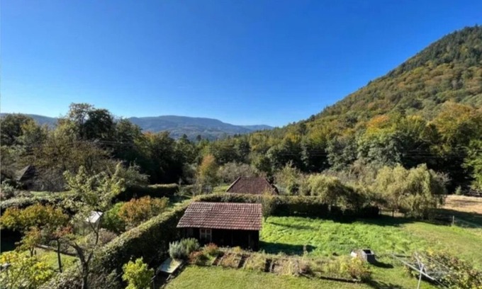 La Vancelle Apartment | "De l'herbe jusqu'à les genoux" - 2-room apartment