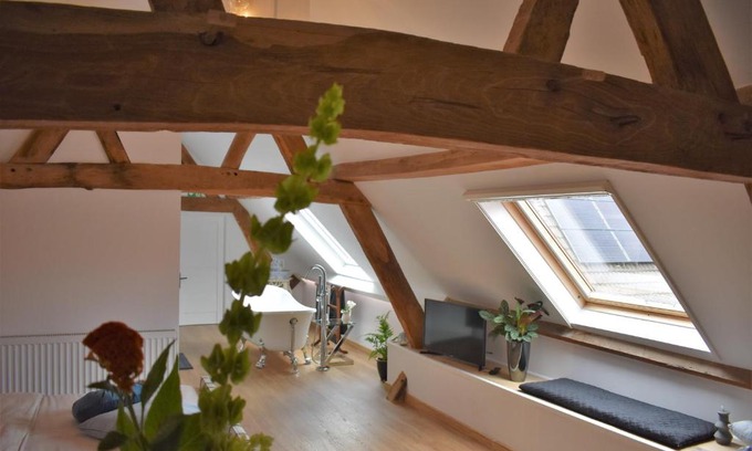 Beek Bed & Breakfast | De Oude Limonadefabriek: Rated 9.4 with Oceanfront Views