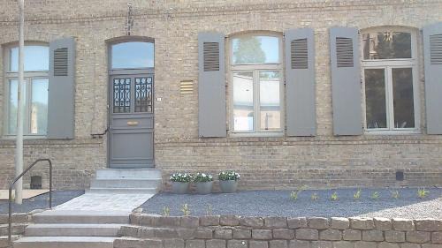 Zillebeke Apartment | Relax at De Pastorie - Zillebeke with Oceanfront Amenities
