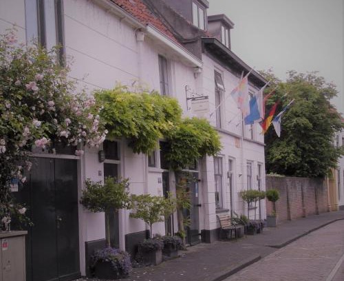 Municipality of Kampen Bed & Breakfast | De Stadsboerderij: 9.1/10 Rated with Family-Friendly Dining