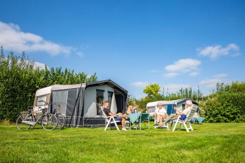 Municipality of Midden-Groningen Other | De Veenborg: Family-Friendly Retreat with High Ratings