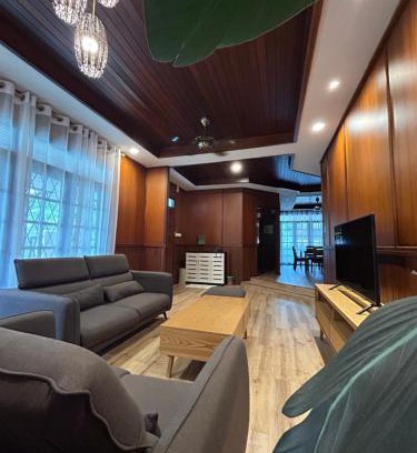Kuching Villa | Family-Friendly Kuching Homestay Near Stutong Indah