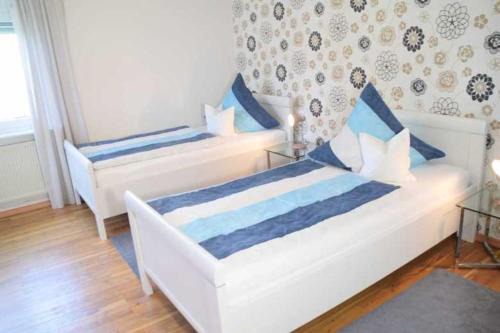 Freirachdorf House | Relaxing DEB 035 Ferienwohnung with Kitchen & Family Amenities
