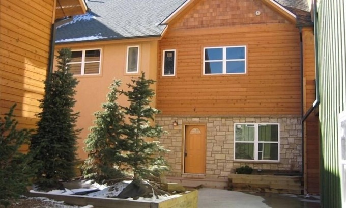 Frisco Condo | Exciting Offer: Stay 2 Weeks & Enjoy Child-Friendly Comfort!