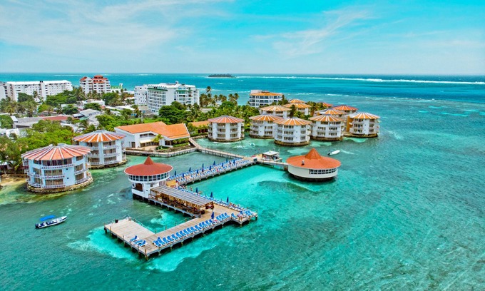 Punta Hansa Resort | Decameron Aquarium - All Inclusive with Ocean View & Spa