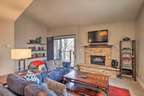 Four O'Clock Apartment | Top-Rated Breckenridge Condo with Deck and Spa Access