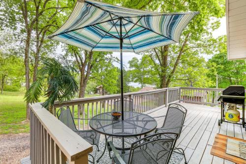 Shell Knob House | Pet-Friendly Shell Knob Home with Deck & Lake View