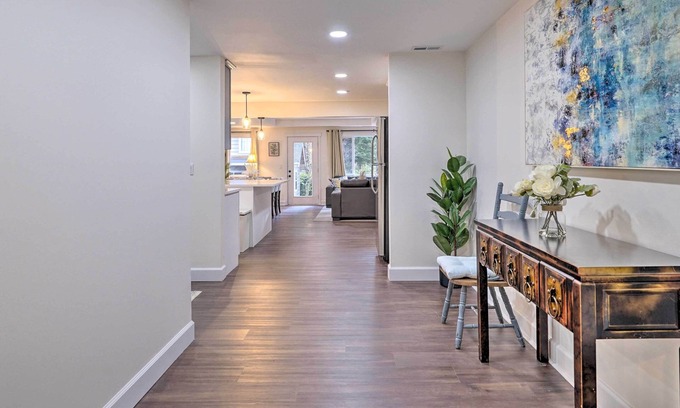 Education Hill Cottage | Inviting Redmond Home with Yard – Just 17 Miles to Seattle