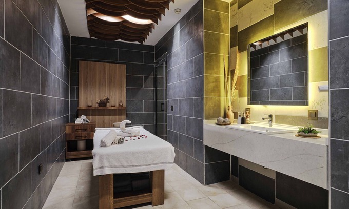 Haliliye Hotel | Experience Dedeman Sanliurfa: 5-Star Comfort Awaits
