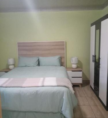 Chaneng Bed & Breakfast | Dee's B n B