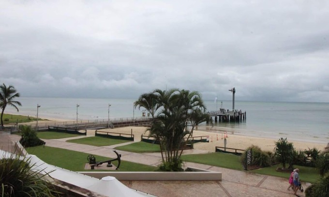 Brisbane Waterfront House | Relaxing Deep Blue Apartment 1 at Tangalooma - Rated 9/10