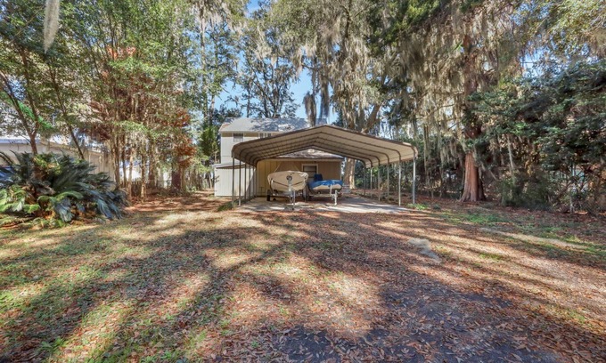 Townsend Cottage | Beautiful Deep Water Cottage on Sapelo River with Breakfast