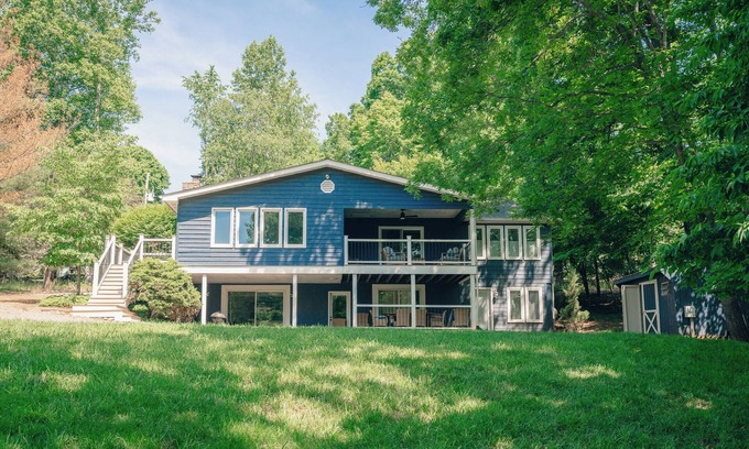 Huddleston House | Exclusive Private Cove with Ocean View & Pool Access