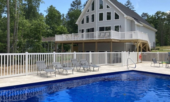 Macon House | Scenic Lake View with Heated Pool and Kayaks Await You