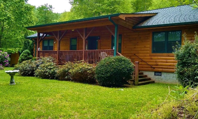 Waynesville Cabin | Explore Deer Country Vacation Cabins #5 with Scenic Views