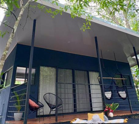 Cabuya Apartment | Cozy Deer Houses Cabuya: Pet and Child Friendly Retreat