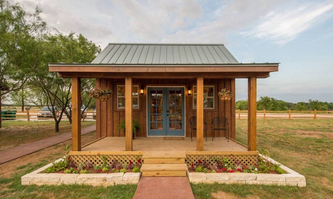 Lacy-Lakeview Cabin | Deerfield Countryside Tiny Cabin #3 - 10min to Silos at Magnolia