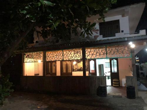 Hikkaduwa House | Deeruk Guest House Hikkaduwa