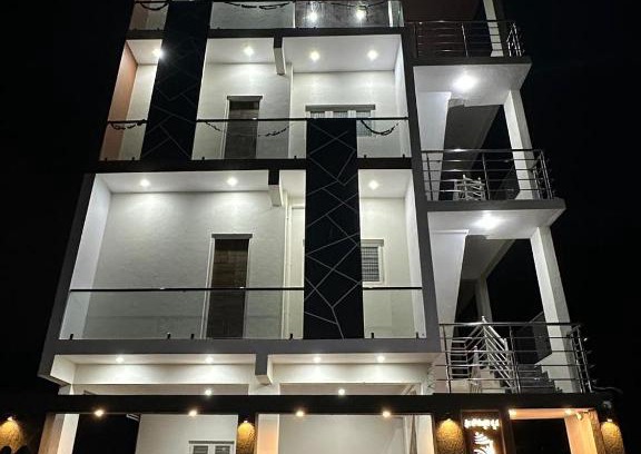 Mysore House | Cozy DEEYA Guest House: Family-Friendly with Breakfast