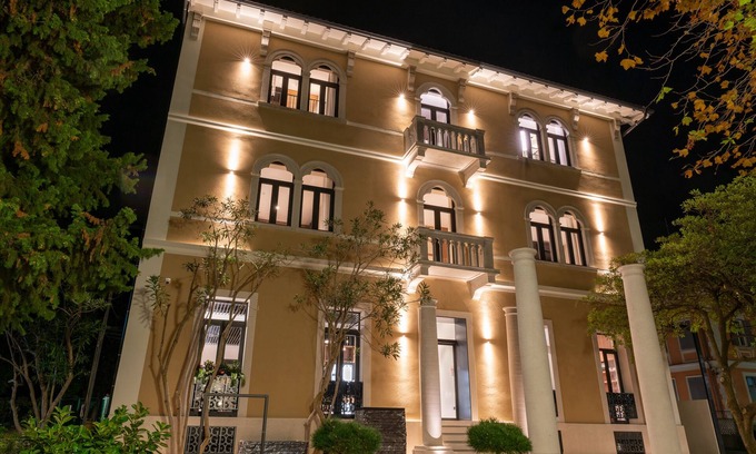 Izola Hotel | Eco-Friendly Haven: DeGrassi Boutique Garni Hotel Izola