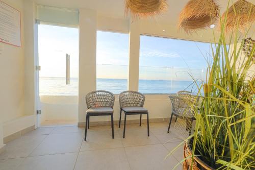 Pedernales Villa | Unforgettable Del Mare at Buye Beach with Private Ocean View
