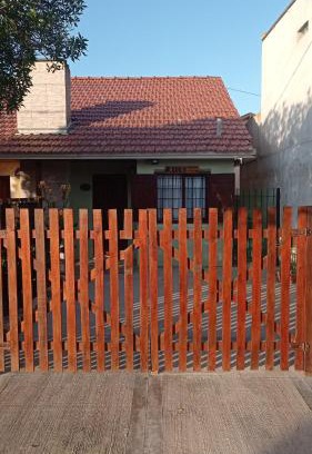 Miramar House | Family-Friendly Del Muelle: Guest Rated 10/10 for Comfort