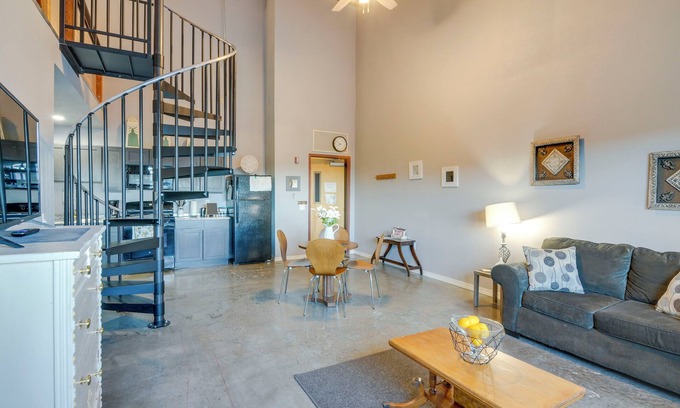 Del Norte Apartment | Del Norte Apartment w/ Loft - Steps from Downtown Fun!