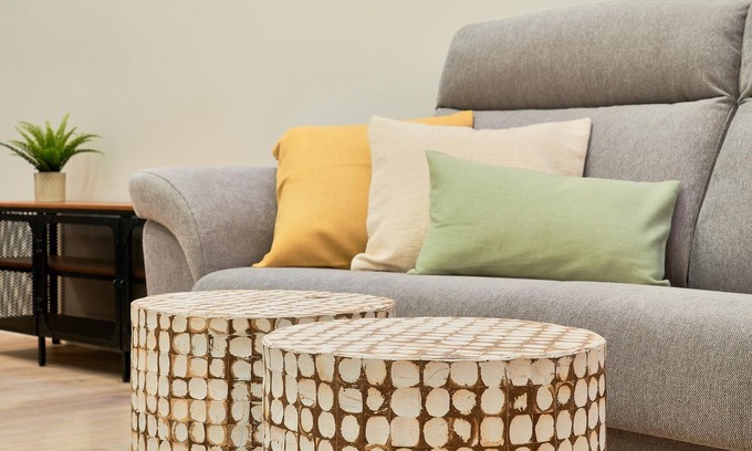 El Ejido Apartment | Discover Del Parque Flats Estudio Capuchinos: Family Haven
