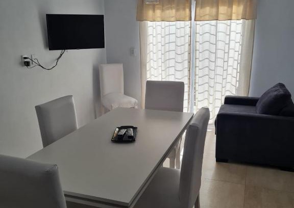 Sunchales Apartment | Del Sur Alquiler Temporario: Guest Rated 9.6 & Family Amenities