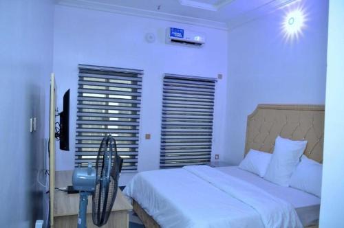 Ibadan Hotel | Delad Hotel and Suites: 4-Star Comfort with Family Amenities