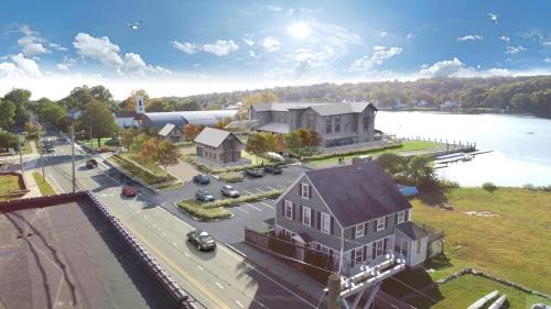 Mystic Hotel | Delamar Mystic