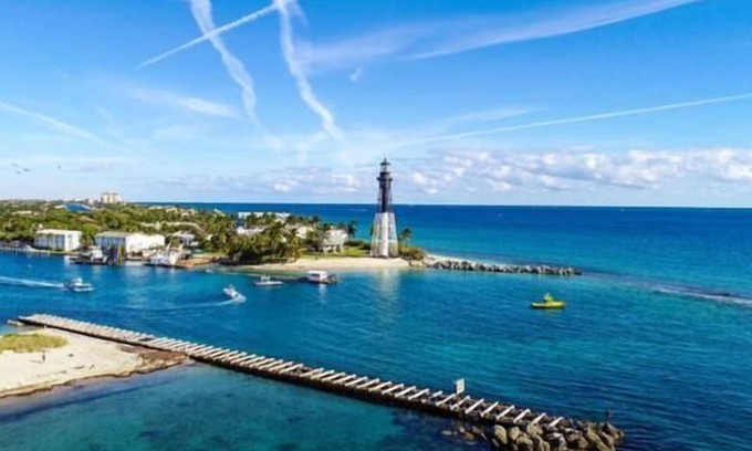 Pompano Beach Apartment | Beachside Bliss: Delight Retreat Apt with Ocean View