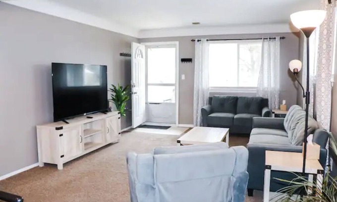 Allen Park House | Inviting 2-Bedroom Ranch with Breakfast & Family-Friendly Amenities