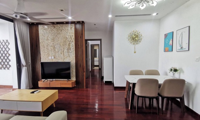 Tu Liem Apartment | Delightful 3-bedroom apartment with AC in Vinhomes Skylake