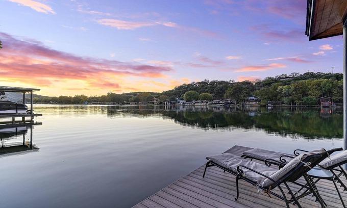 Davenport Ranch West House | Delightful 4-bedroom house on the shores of Lake Austin.