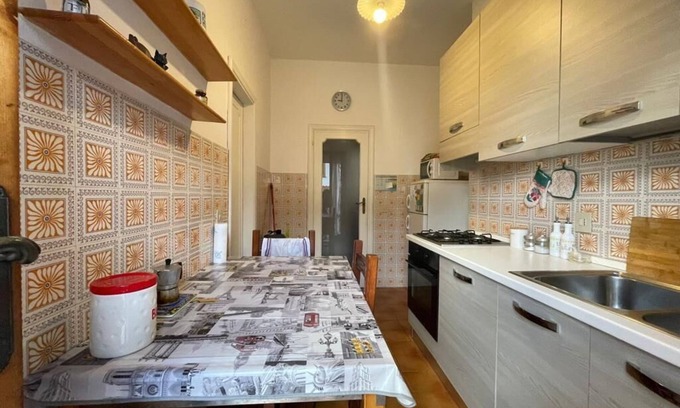 Lido di Camaiore Apartment | Cozy Flat with Private Garden & Ocean View - Guest Rated 9.8
