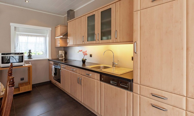 Le Bizet Cottage | Delightful cottage surrounded by nature