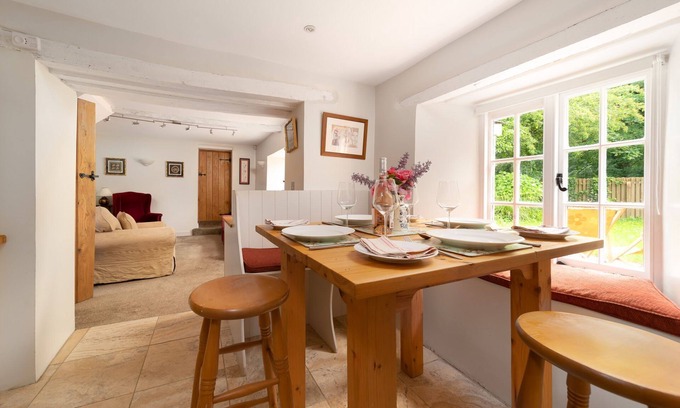 Barnstaple Cottage | Pet-Friendly Two-Bedroom Countryside Cottage with Pool