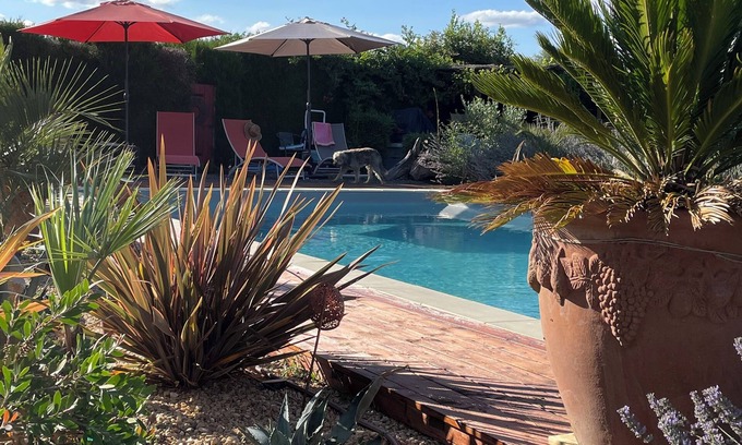 Jumilhac-le-Grand Apartment | Charming French Rustic Studio in Dordogne - Pet Friendly!