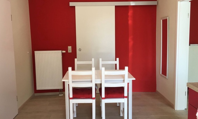 Stotteritz Apartment | Inviting Newly Refurbished Flat with Spa and Breakfast