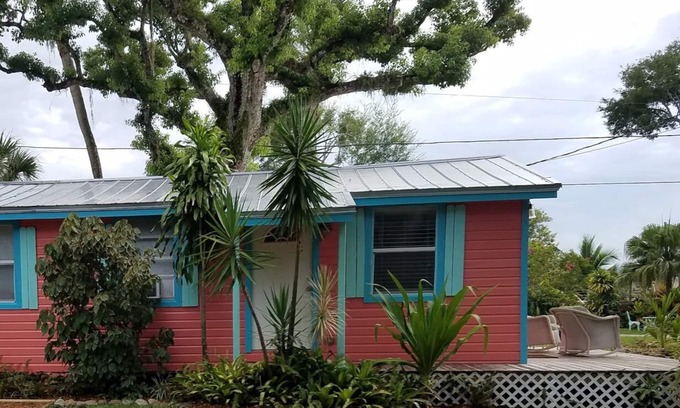 Roseland Cottage | Pet-Friendly Cottage on San Sebastian River with Boat Dock