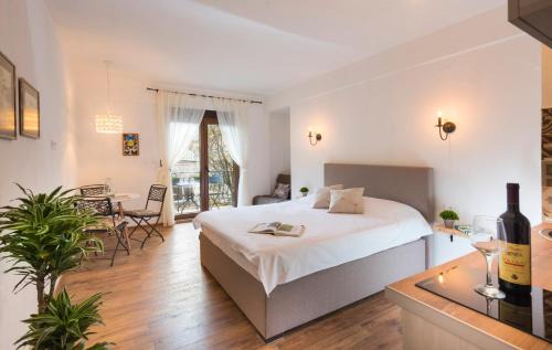 Virpazar Apartment | Child-Friendly Delight at Studio Sara - Guest Rated 8.6/10