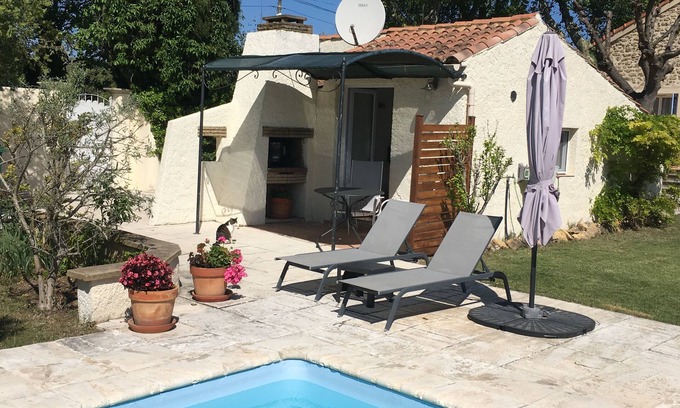 Grans Apartment | Top-Rated Studio with Pool & Ocean View Awaits You