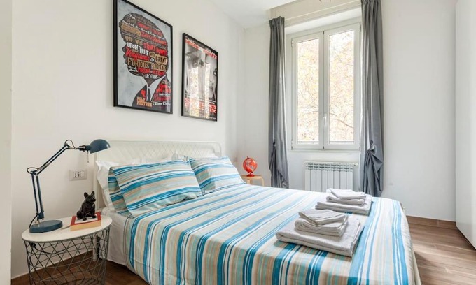Cagnola Apartment | Delightful Apartment by the Castle with Netflix & WIFI