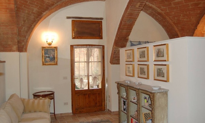 Buonconvento House | Cozy Studio in the Heart of Buonconvento - Family & Pet-Friendly